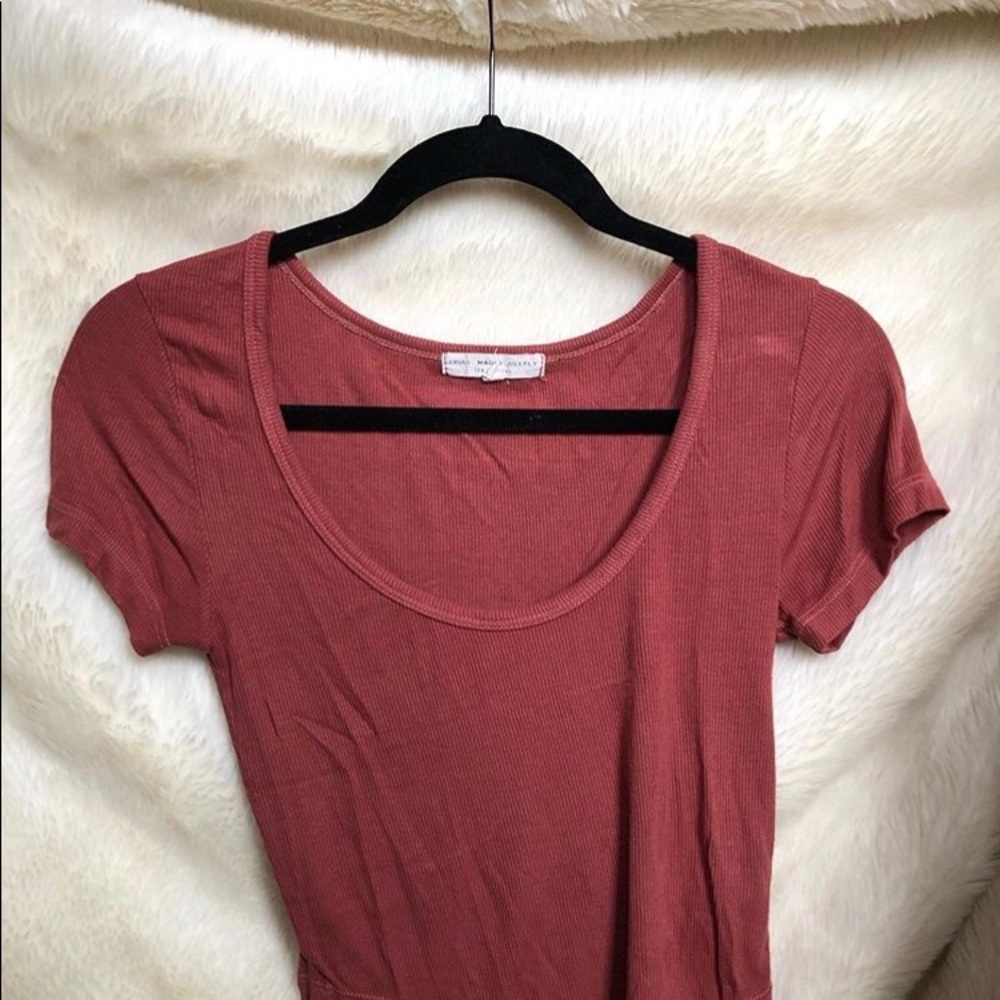 Soft burnt red colored cropped top